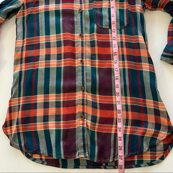 Via Penny Lane Reworked Apparel | Margaritaville Graphic Button Up Flannel Shirt - Picture 3 of 9